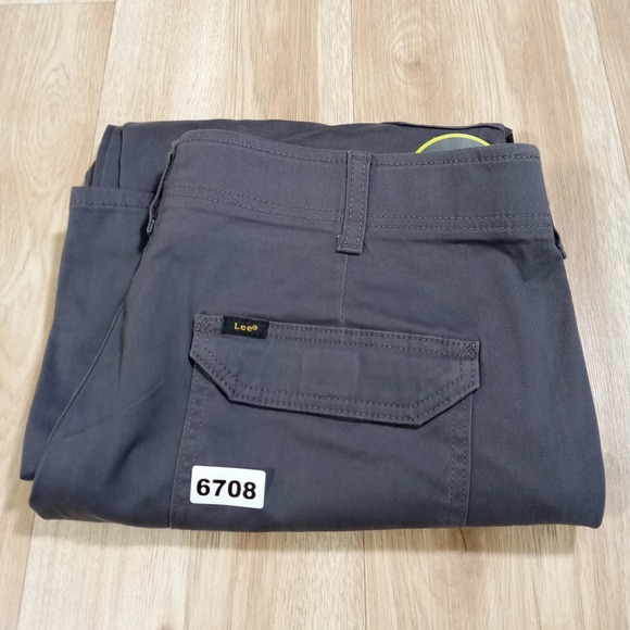 Lee Men Performance Series Extreme Comfort MVP Straight Fit Cargo Pants 38x29 - Picture 9 of 9
